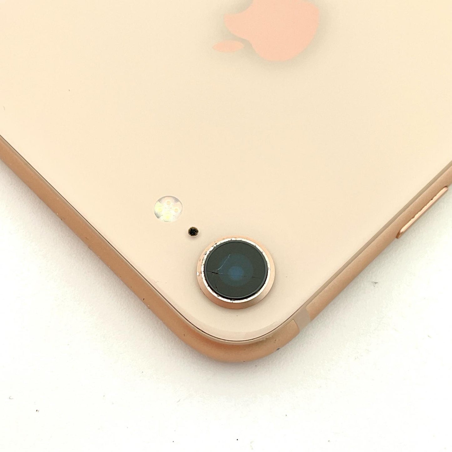 【最速発送】Apple iPhone iPhone 8 256GB ゴールド au 白ロム【難有】 100%