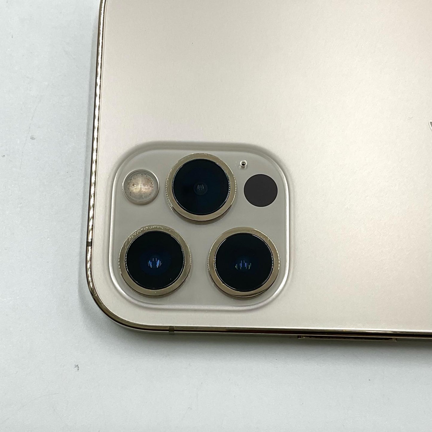 【全額返金保証】【最速発送】Apple iPhone iPhone 12 Pro 128GB ゴールド Softbank SIMフリー 白ロム 動作確認済 78%