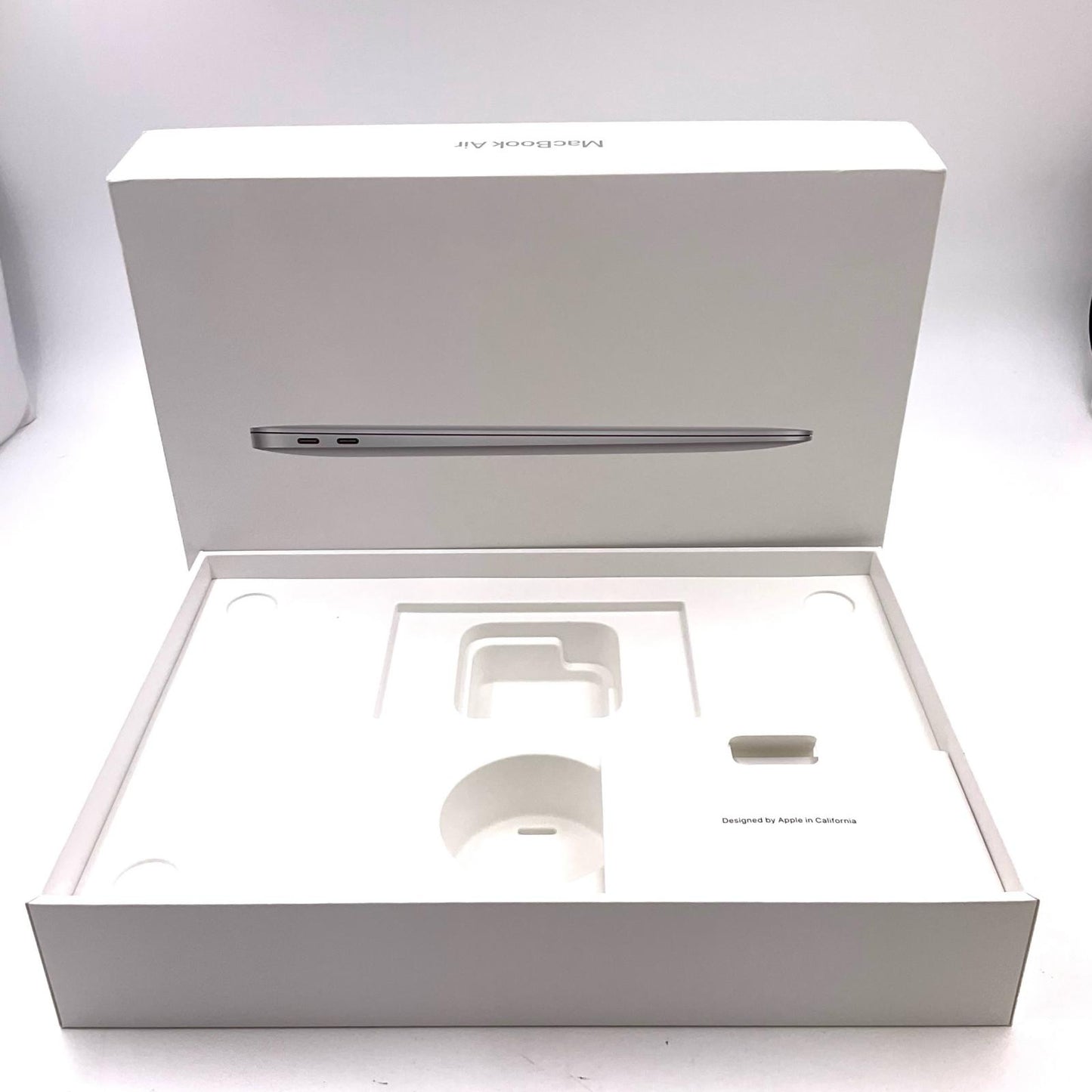 【全額返金保証】【最速発送】Apple MacBook Air 13.3インチ 2020 Apple M1 8GB SSD 256GB シルバー 87% 動作確認済