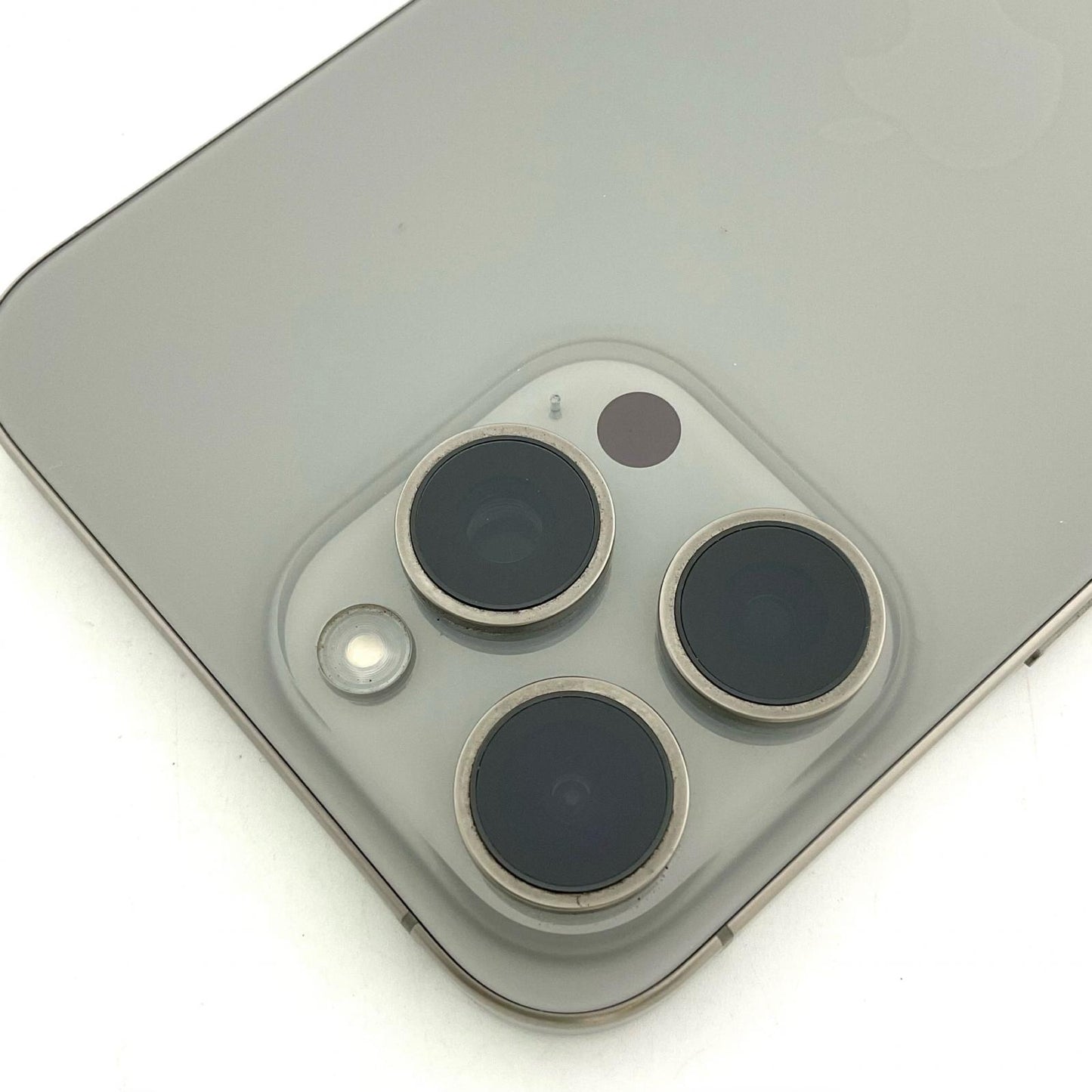 【全額返金保証】【最速発送】Apple iPhone iPhone 15 Pro Max 512GB ナチュラルチタニウム SIMフリー 白ロム 動作確認済 86%