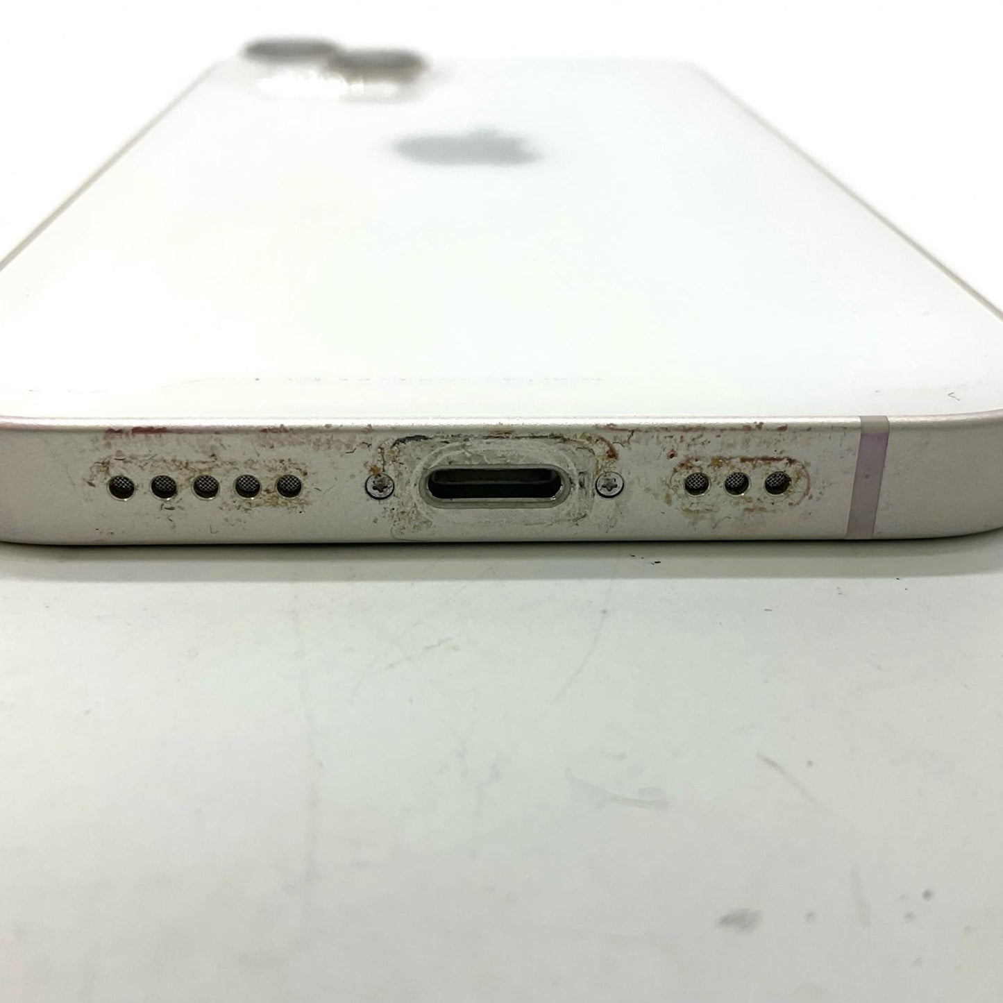 【全額返金保証】【最速発送】Apple iPhone iPhone 13 128GB スターライト docomo 白ロム 動作確認済 84%