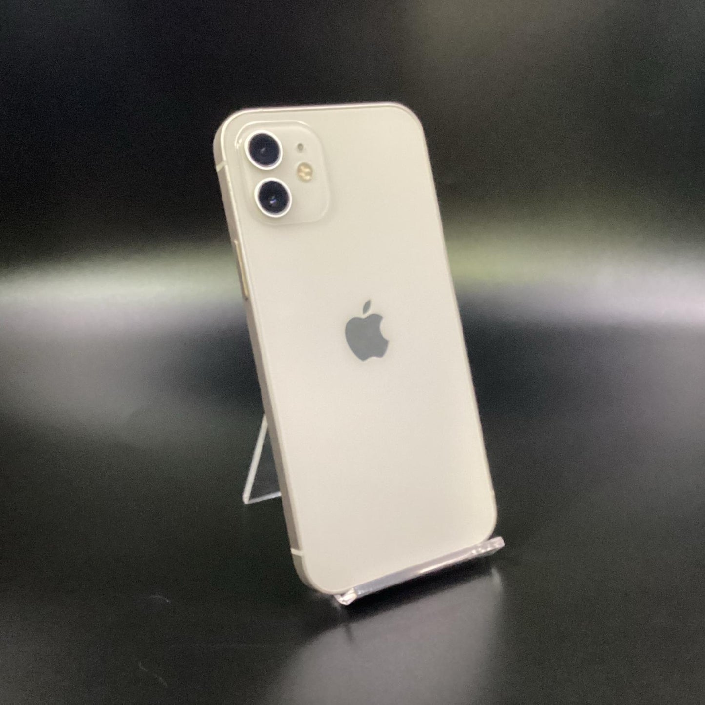 【最速発送】Apple iPhone iPhone 12 64GB ホワイト docomo 白ロム【難有】 78%