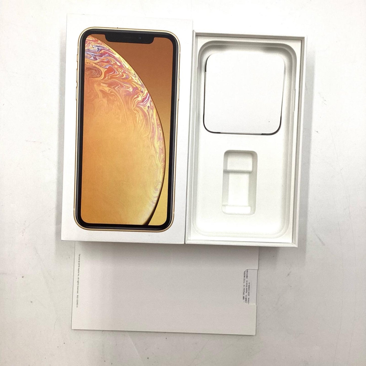 【最速発送】Apple iPhone iPhone XR 64GB イエロー au 白ロム【難有】 78%