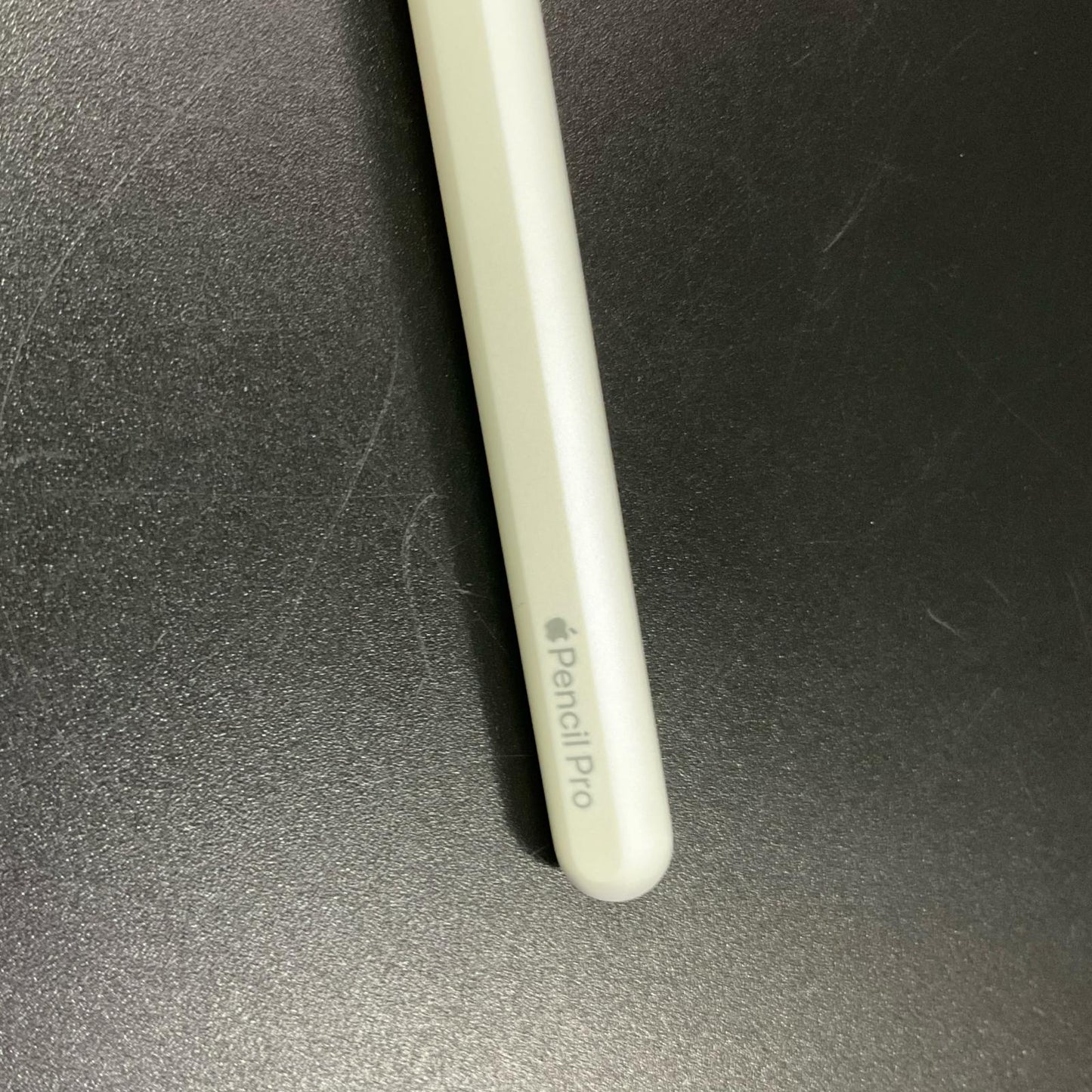 【全額返金保証】【最速発送】Apple Apple Pencil Pro 美品 動作確認済