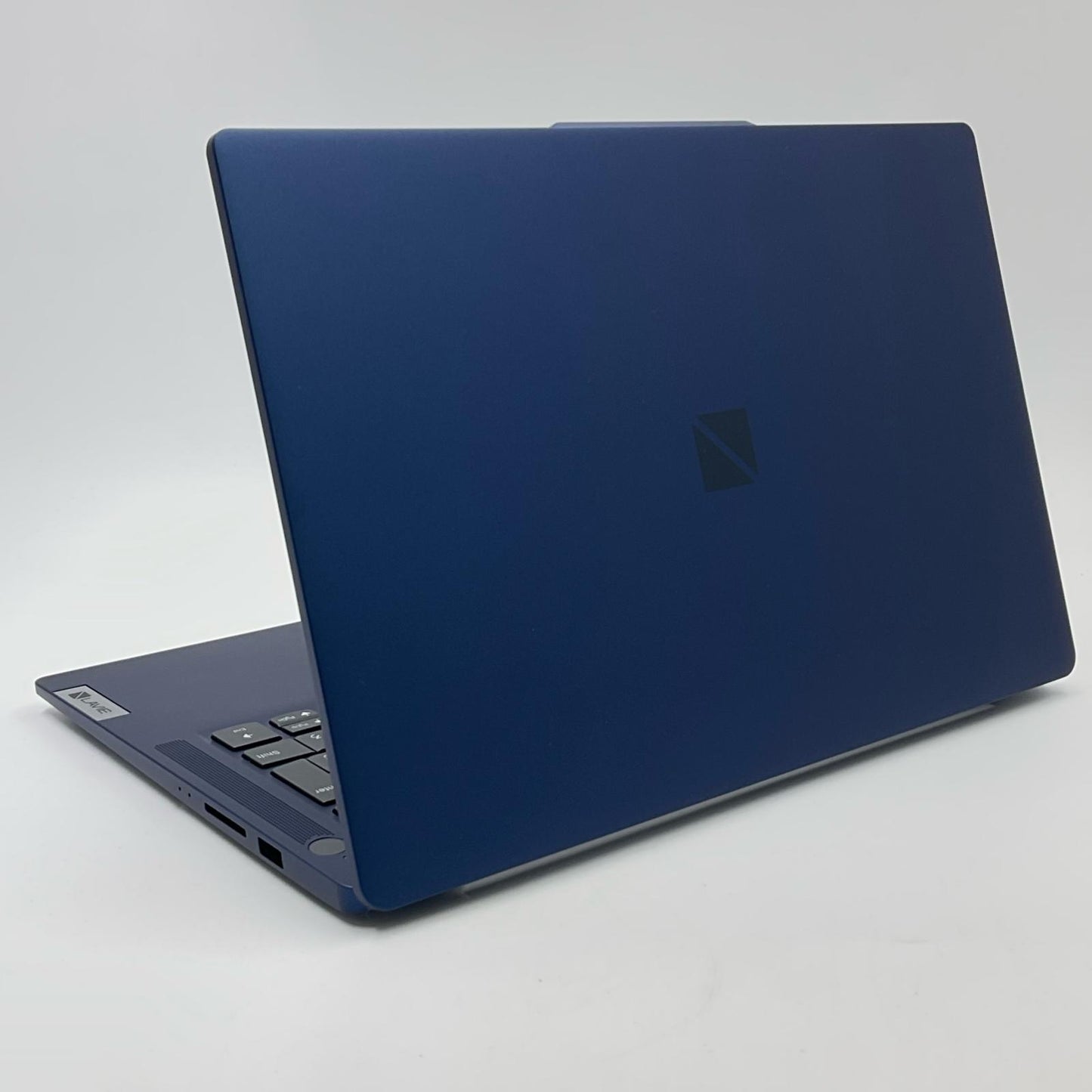 【全額返金保証】【最速発送】NEC PC-N1475HAL AMD Ryzen 7 7730U with Radeon Graphics 2.00GHz 16GB M.2 SSD 512GB 100% 美品 動作確認済