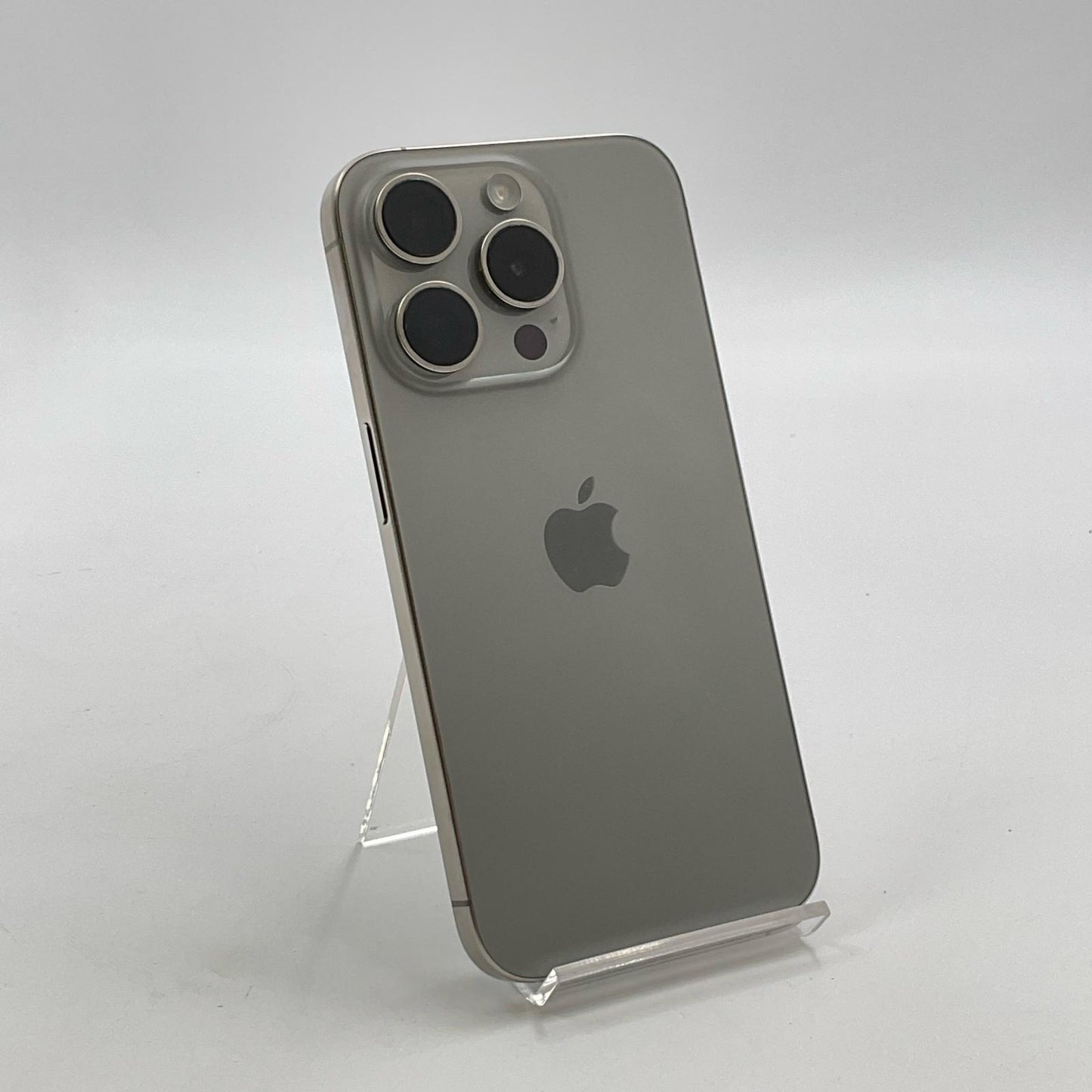【全額返金保証】【最速発送】Apple iPhone iPhone 16 Pro 256GB ナチュラルチタニウム Softbank 美品 動作確認済 87%