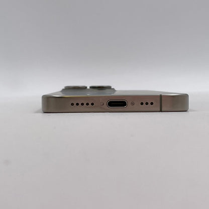 【全額返金保証】【最速発送】Apple iPhone iPhone 16 Pro 256GB ナチュラルチタニウム Softbank 美品 動作確認済 87%