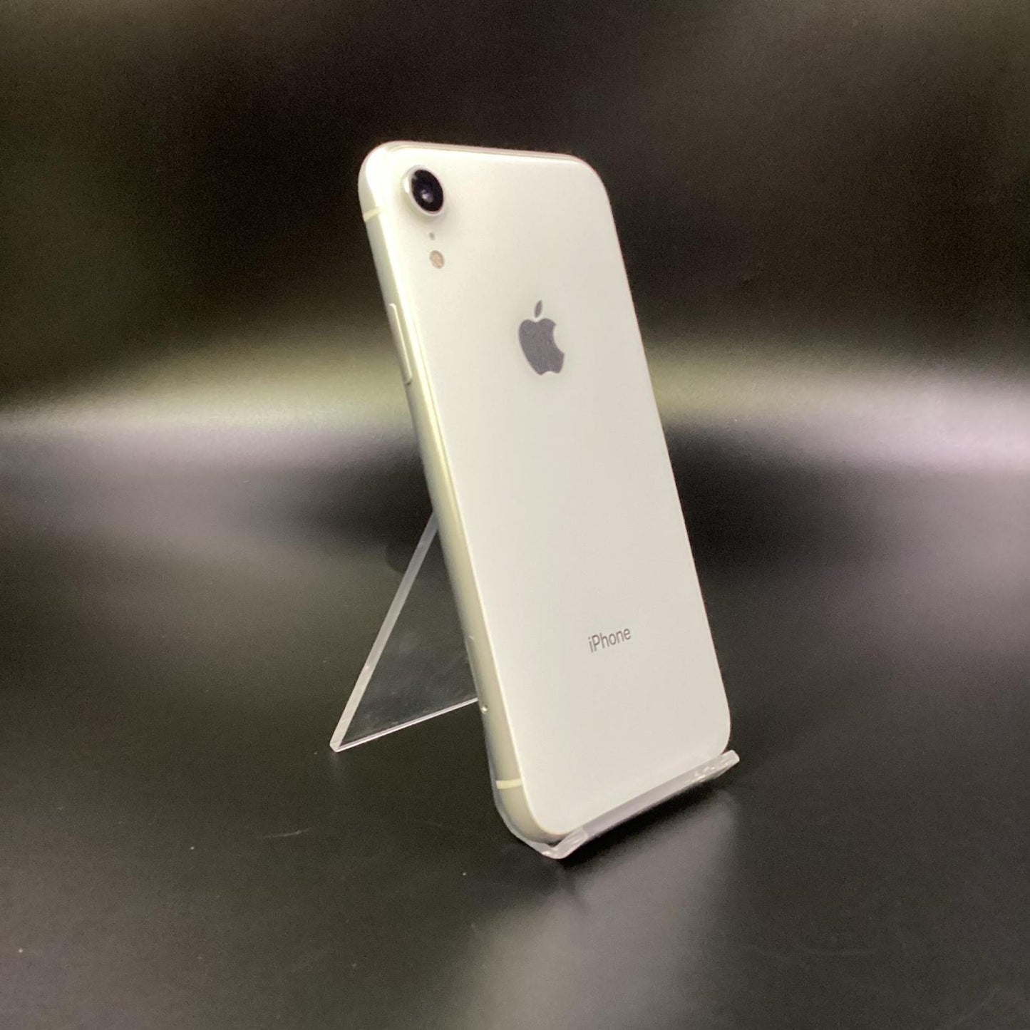 【全額返金保証】【最速発送】Apple iPhone iPhone XR 64GB ホワイト au 白ロム 動作確認済 82%