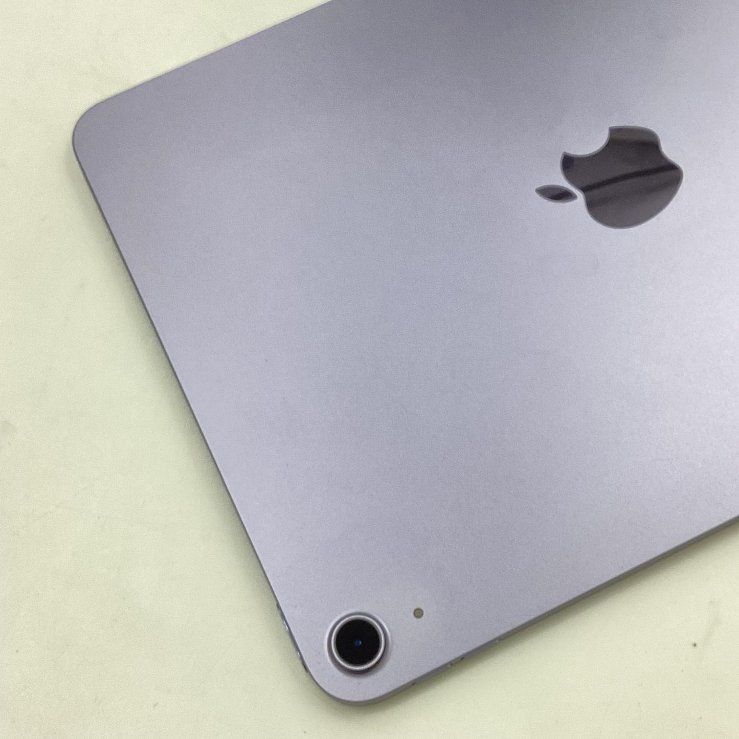 【全額返金保証】【最速発送】Apple iPad Air 10.5インチ 第5世代 64GB パープル Wi-Fi 動作確認済