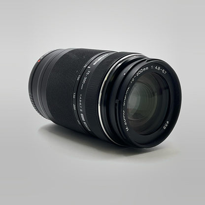 【全額返金保証】【最速発送】OLYMPUS M.ZUIKO DIGITAL ED 75-300mm F4.8-6.7 II [ブラック] 動作確認済
