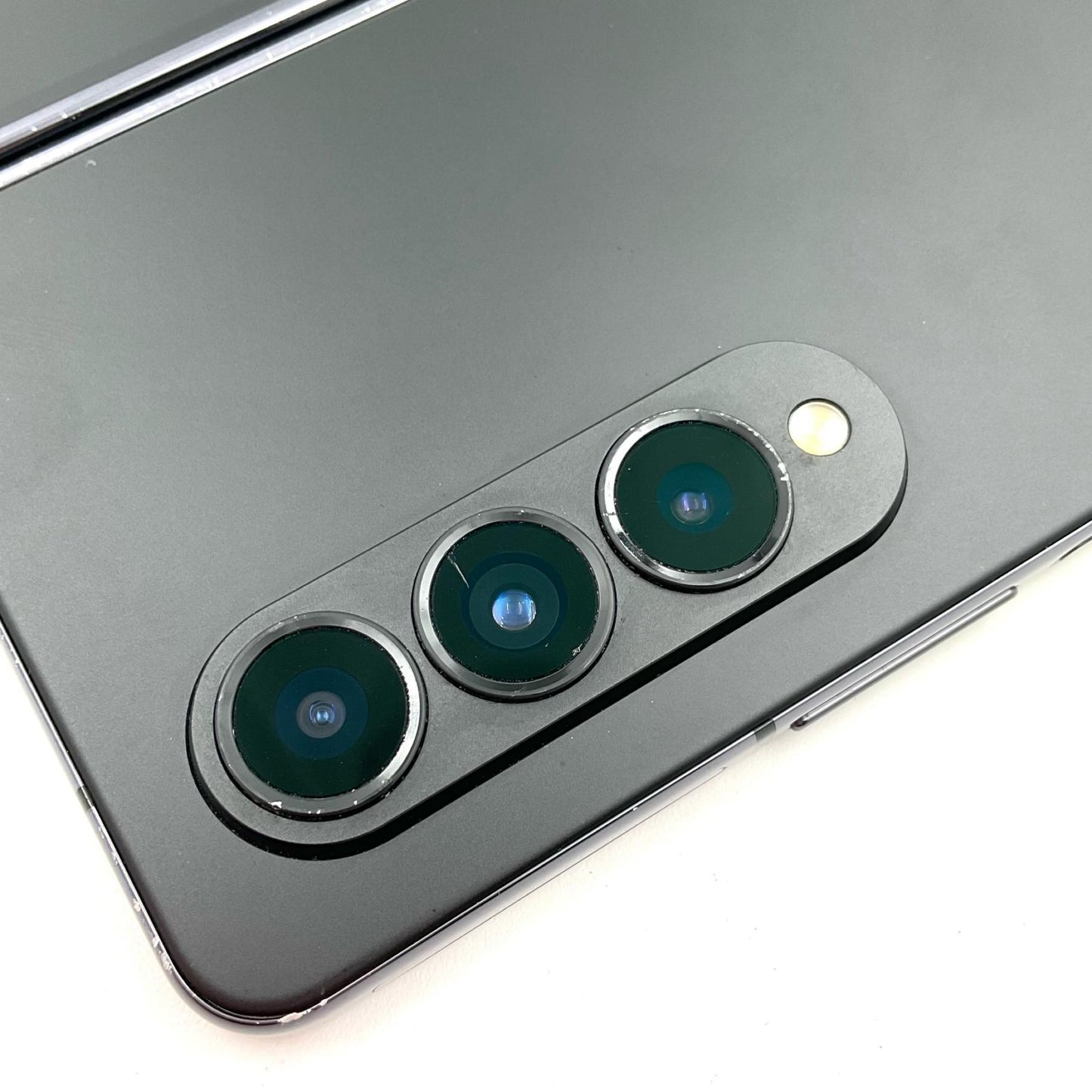 【最速発送】SAMSUNG Galaxy Galaxy Z Fold4　海外版 256GB ファントムブラック SIMフリー SM-F936W 白ロム【難有】
