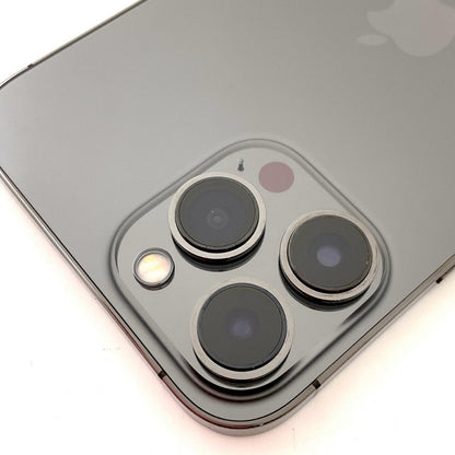 【全額返金保証】【最速発送】Apple iPhone iPhone 13 Pro Max 128GB グラファイト au SIMフリー 白ロム 動作確認済 80%