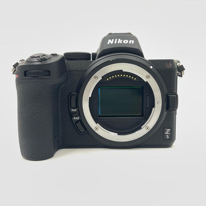 【全額返金保証】【最速発送】Nikon デジタル一眼 Z 5 ボディ ブラック 動作確認済