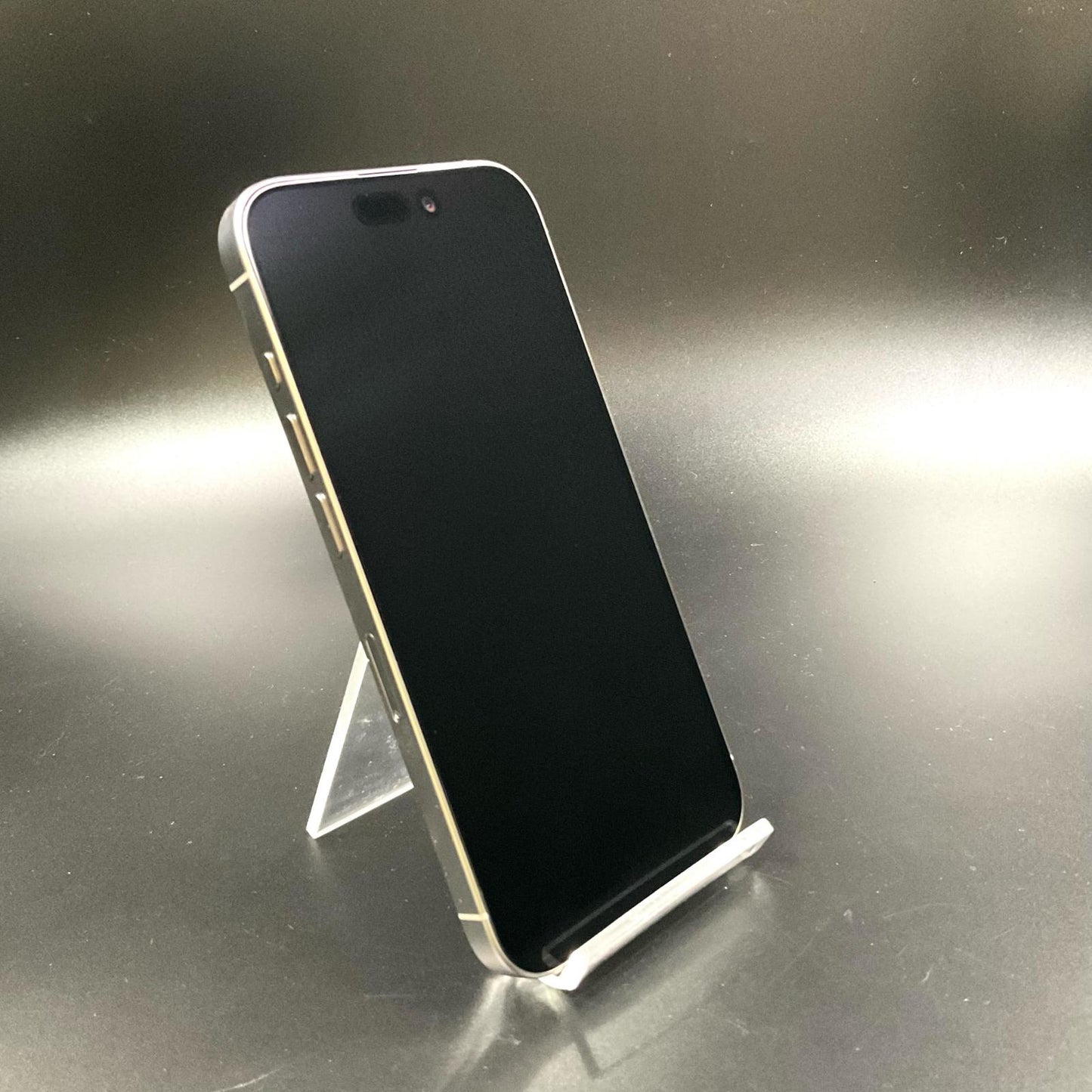 【全額返金保証】【最速発送】Apple iPhone iPhone Pro 15 Pro 1TB ホワイトチタニウム au 美品 動作確認済 88%
