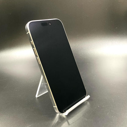 【全額返金保証】【最速発送】Apple iPhone iPhone Pro 15 Pro 1TB ホワイトチタニウム au 美品 動作確認済 88%