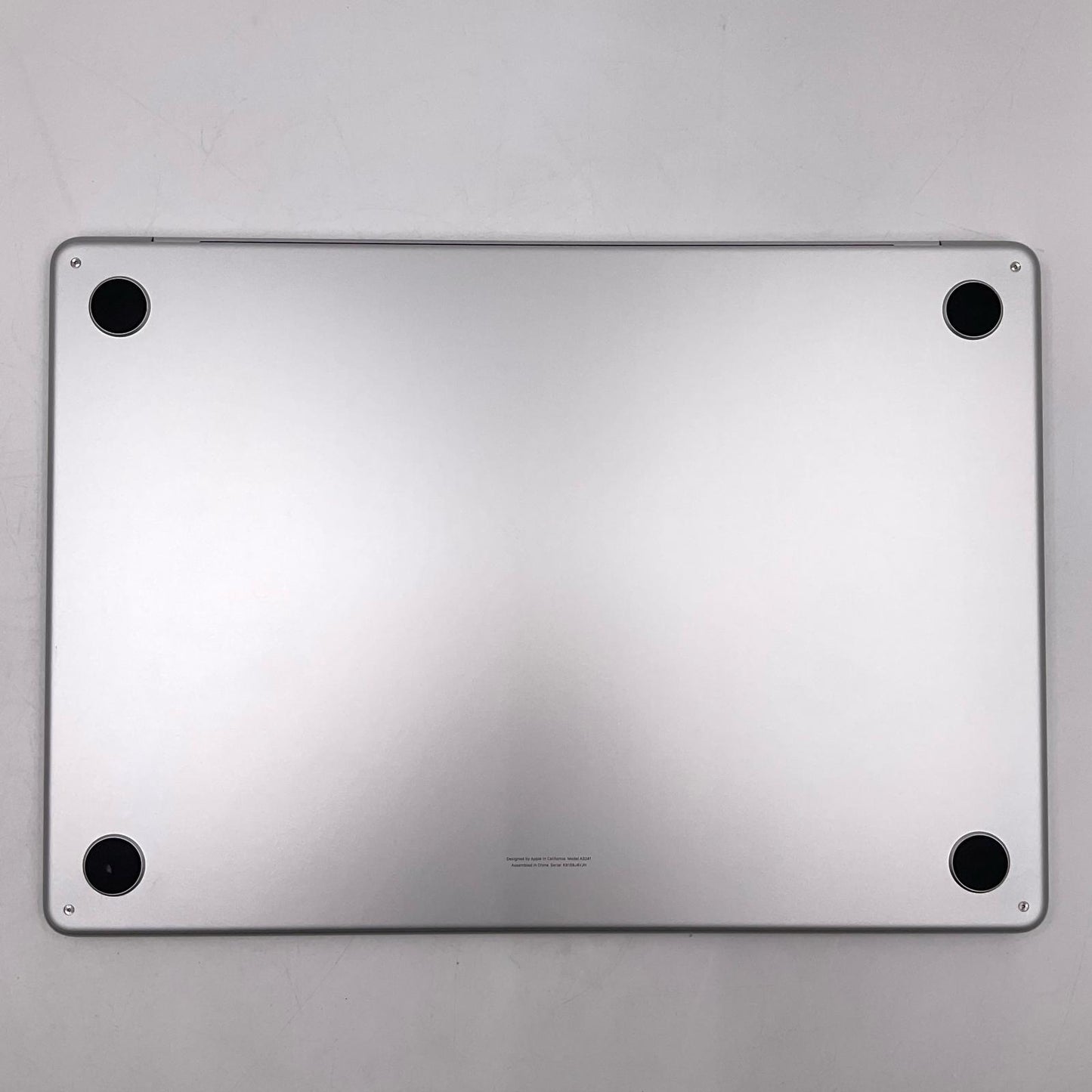 【全額返金保証】【最速発送】Apple MacBook Air 15インチ 2025 Apple M4 16GB 256GB シルバー 100% 超美品 動作確認済