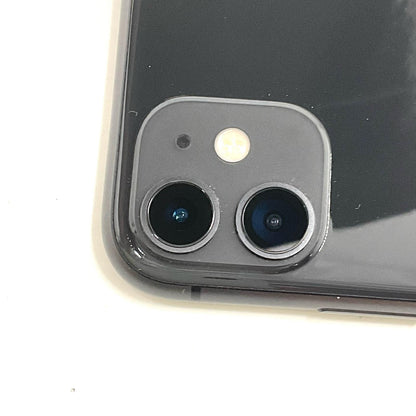 【最速発送】Apple iPhone iPhone 11 128GB ブラック docomo 白ロム【難有】 80%