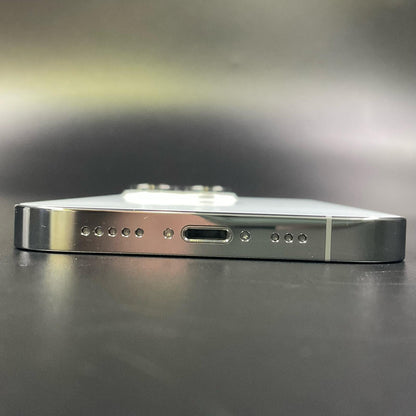 【全額返金保証】【最速発送】Apple iPhone iPhone 14 Pro 128GB シルバー docomo 白ロム 動作確認済 95%
