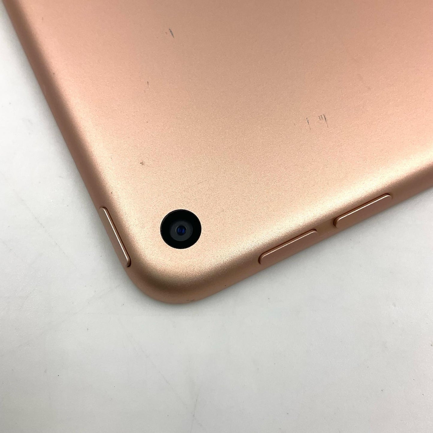 【全額返金保証】【最速発送】Apple iPad Air 10.5インチ 第3世代 64GB ゴールド Wi-Fi 動作確認済