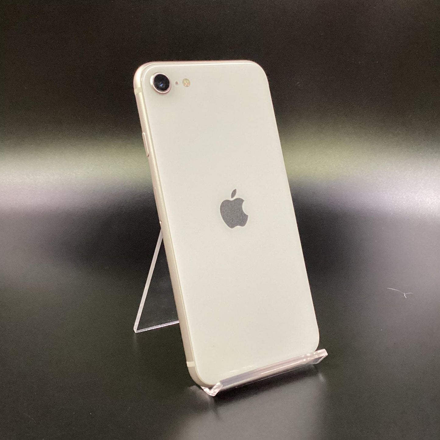 【最速発送】Apple iPhone iPhone SE（第3世代） 64GB スターライト au 白ロム【難有】 76%