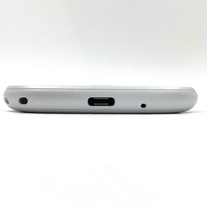 【全額返金保証】【最速発送】富士通 らくらくスマートフォン 32GB ホワイト docomo F-42A 白ロム 超美品 動作確認済