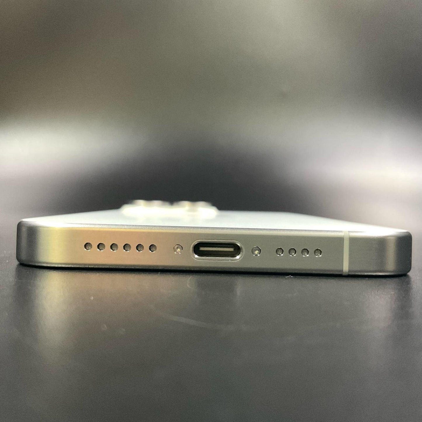 【全額返金保証】【最速発送】Apple iPhone iPhone 15 Pro Max 256GB ホワイト Softbank SIMフリー 動作確認済 82%