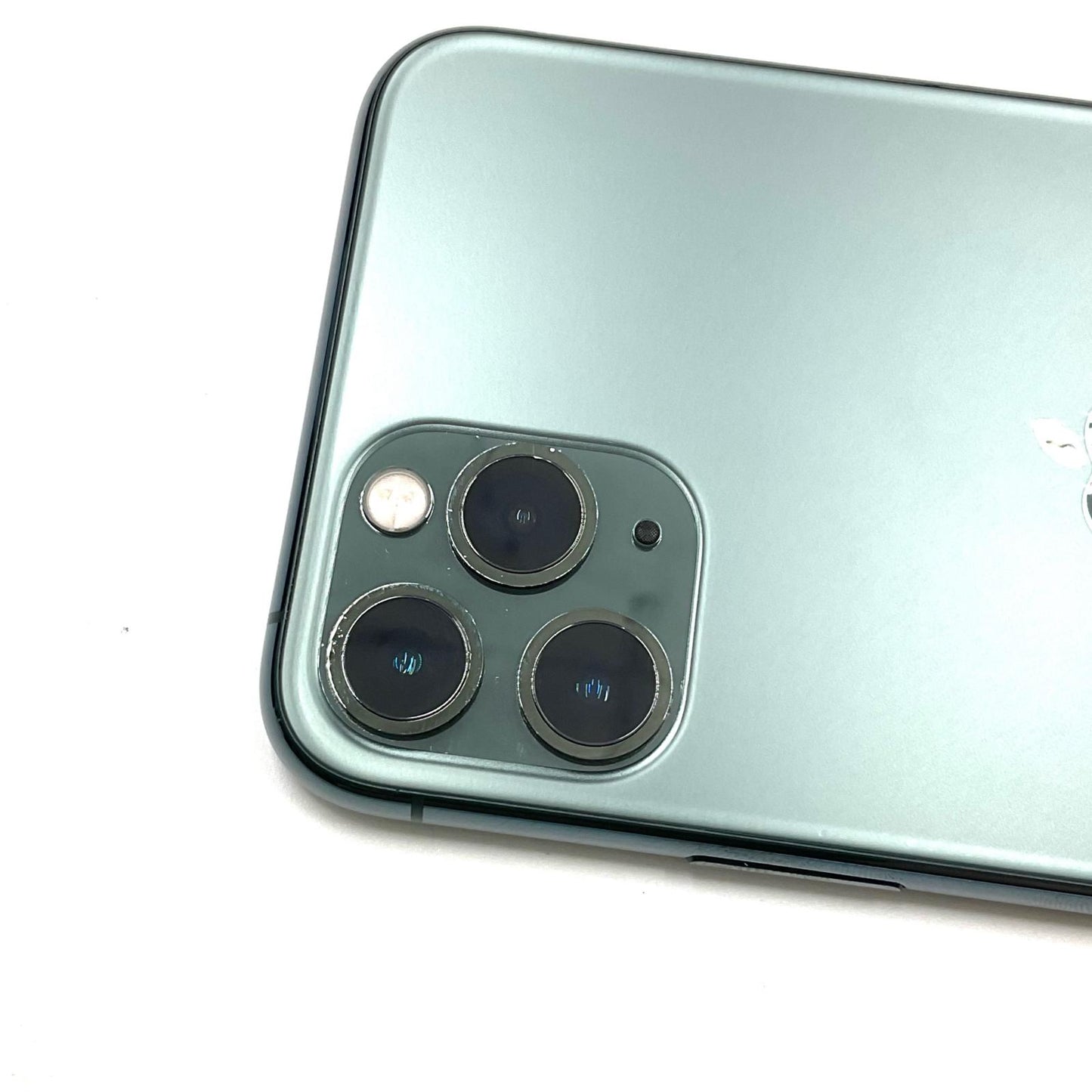 【最速発送】Apple iPhone iPhone 11 Pro 256GB ミッドナイトグリーン docomo 白ロム【難有】 76%