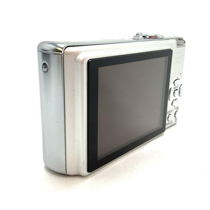 【全額返金保証】【最速発送】Panasonic コンパクトデジタルカメラ LUMIX DMC-FX9 シルバー 動作確認済