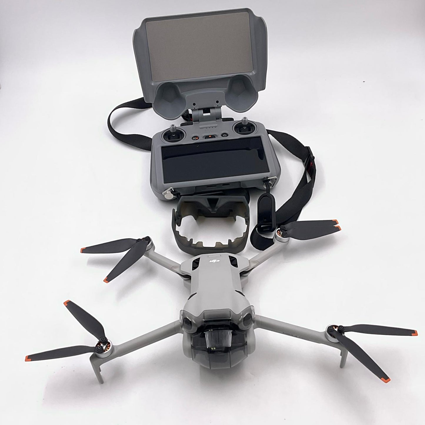 【全額返金保証】【最速発送】DJI Mini 4 Pro Fly Moreコンボ Plus (DJI RC 2付属) 動作確認済