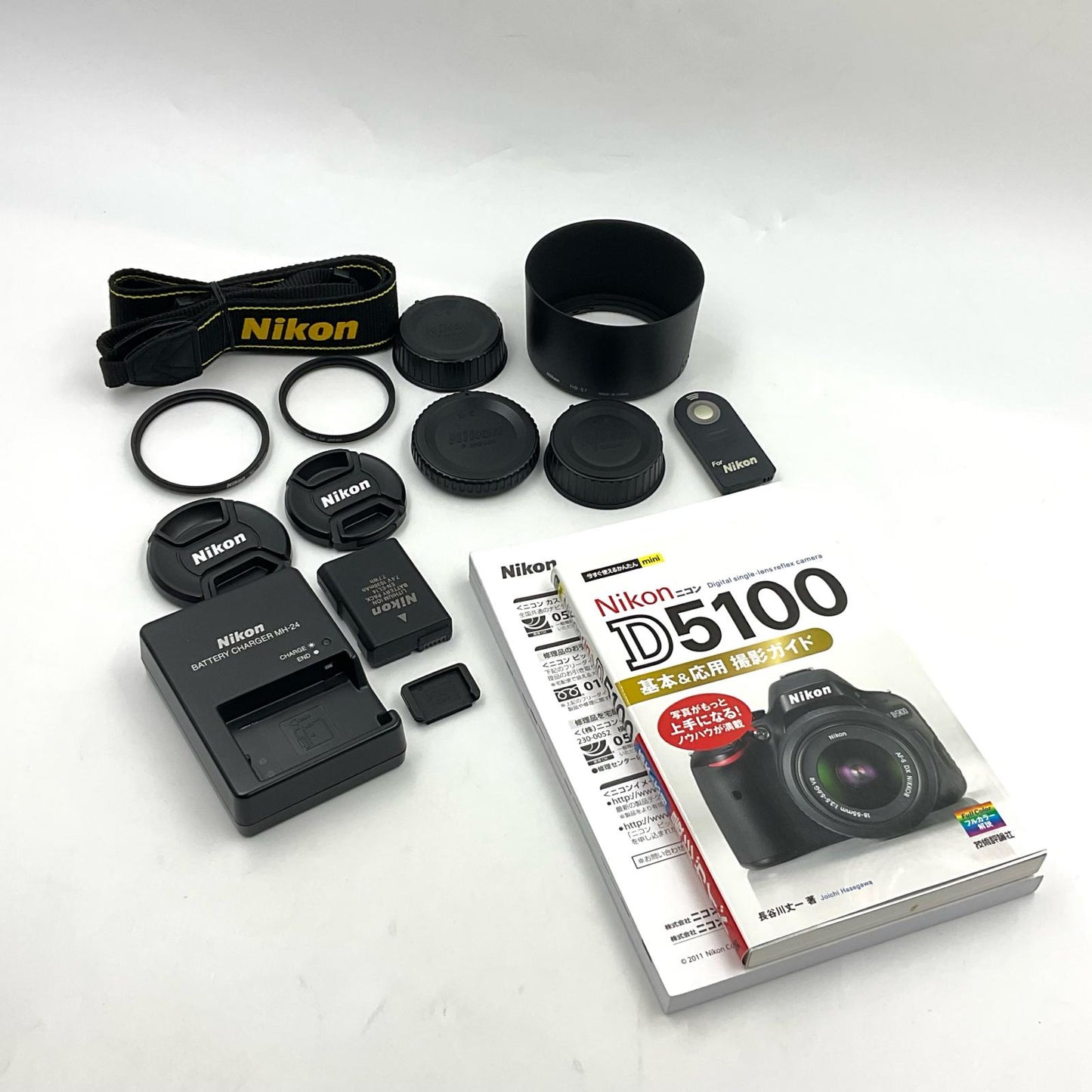 【全額返金保証】【最速発送】Nikon デジタル一眼 D5100 ダブルズームキット ブラック 美品 動作確認済