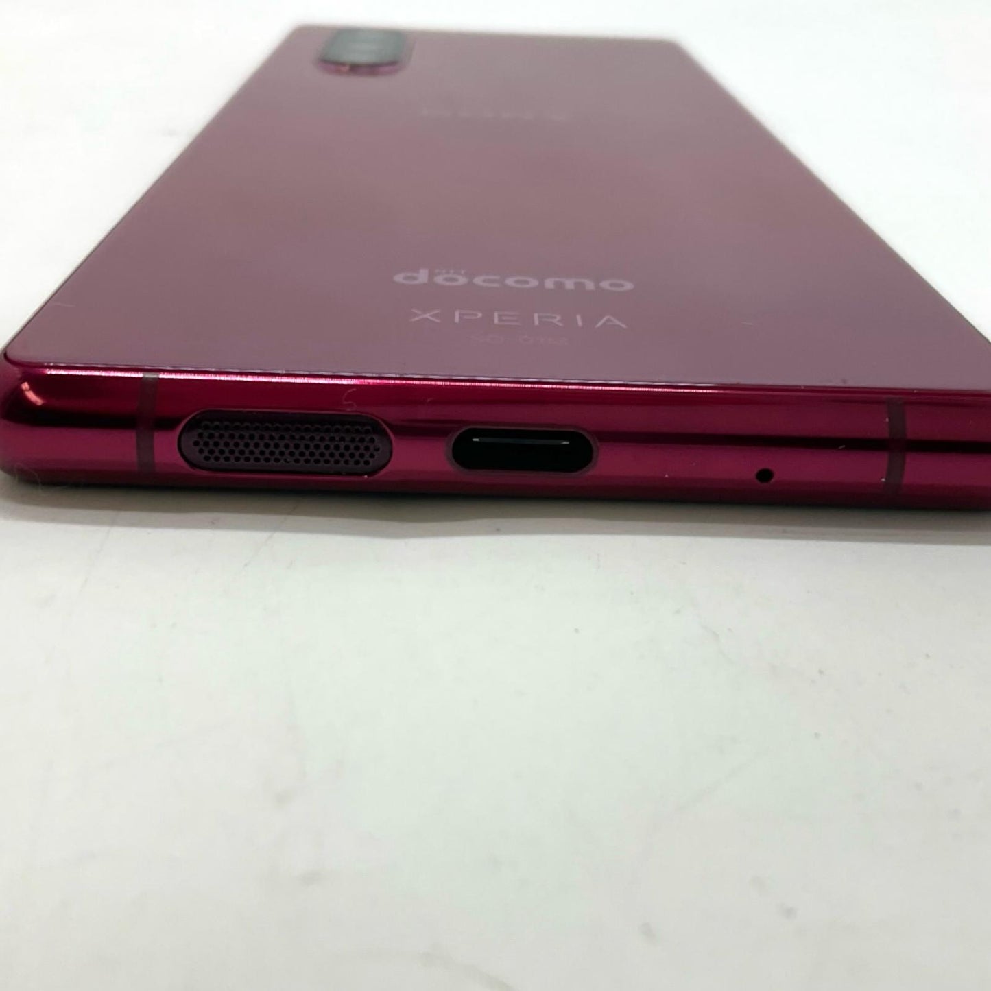 【全額返金保証】【最速発送】Sony Xperia 5 64GB レッド docomo SO-01M 白ロム 動作確認済