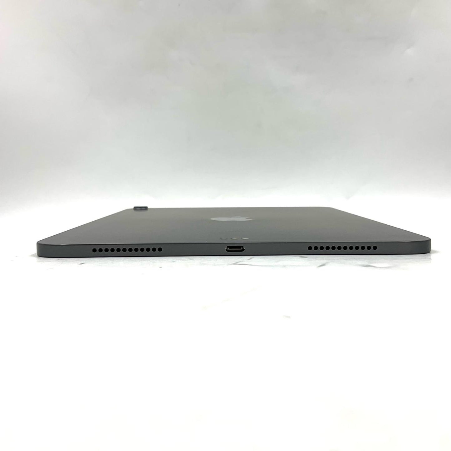 【全額返金保証】【最速発送】Apple iPad Air 10.9インチ 第4世代 256GB シルバー Wi-Fi 動作確認済