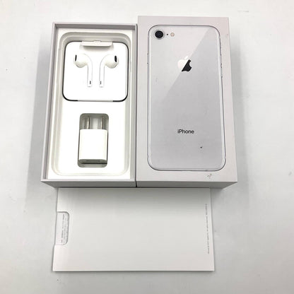 【最速発送】Apple iPhone iPhone 8 256GB シルバー au 白ロム【難有】 80%
