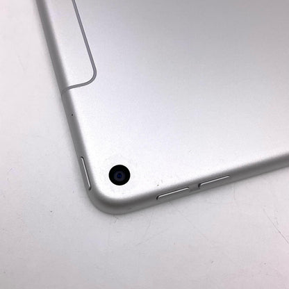 【全額返金保証】【最速発送】Apple iPad Air 第3世代 64GB シルバー WiFi+Cellular docomo 白ロム 動作確認済