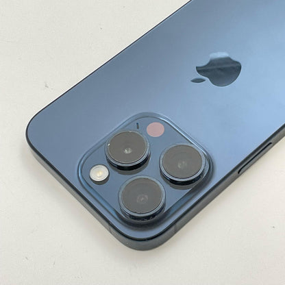 【全額返金保証】【最速発送】Apple iPhone iPhone 15 Pro 256GB ブルーチタニウム au SIMフリー 動作確認済 86%