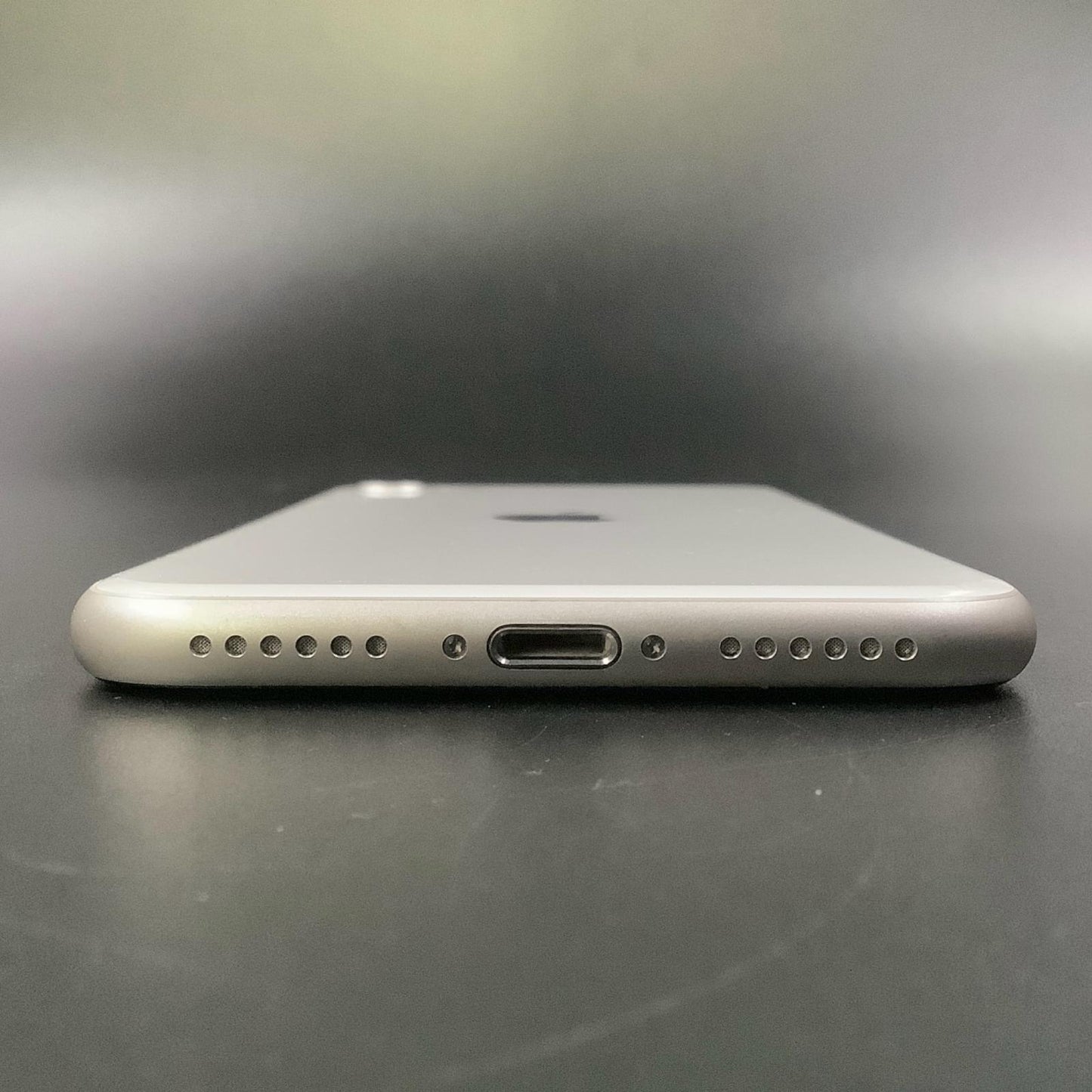 【全額返金保証】【最速発送】Apple iPhone iPhone SE（第3世代） 64GB Softbank SIMフリー 白ロム 美品 動作確認済 86%