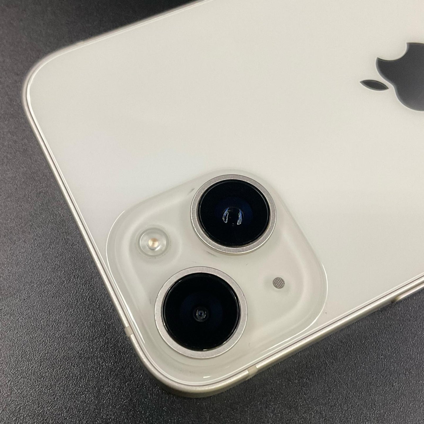 【全額返金保証】【最速発送】Apple iPhone iPhone 14 128GB スターライト docomo 白ロム 動作確認済 88%