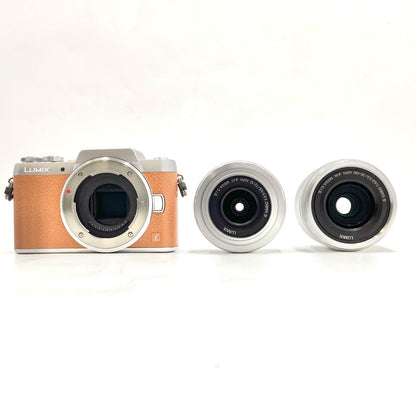 【全額返金保証】【最速発送】Panasonic デジタル一眼 LUMIX DMC-GF7W ダブルズームレンズキット ブラウン 美品 動作確認済