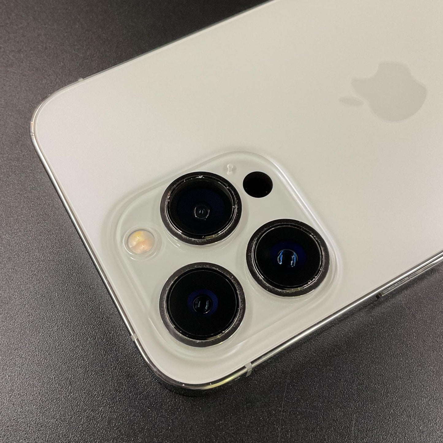 【最速発送】Apple iPhone iPhone 13 Pro 512GB シルバー SIMフリー 白ロム【難有】 87%