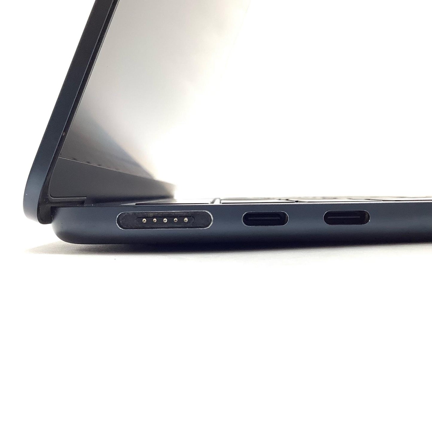 【全額返金保証】【最速発送】Apple MacBook Air 13.6インチ 2022 Apple M2 8GB SSD 256GB ミッドナイト 89% 動作確認済