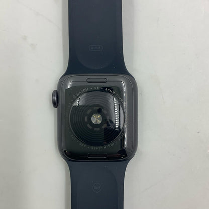 【全額返金保証】【最速発送】Apple Watch SE 第1世代 アルミニウム 40mm GPS+Cellular 白ロム 94% 動作確認済