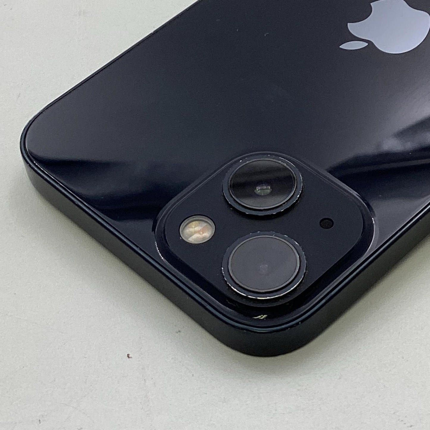 【全額返金保証】【最速発送】Apple iPhone iPhone 13 256GB ミッドナイト au SIMフリー 動作確認済 77%