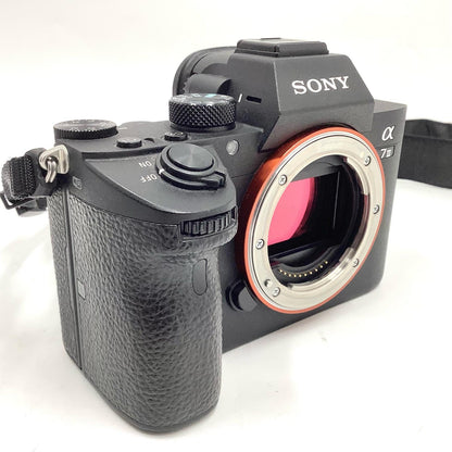【全額返金保証】【最速発送】Sony デジタル一眼 α7 III ILCE-7M3 ボディ ブラック 動作確認済