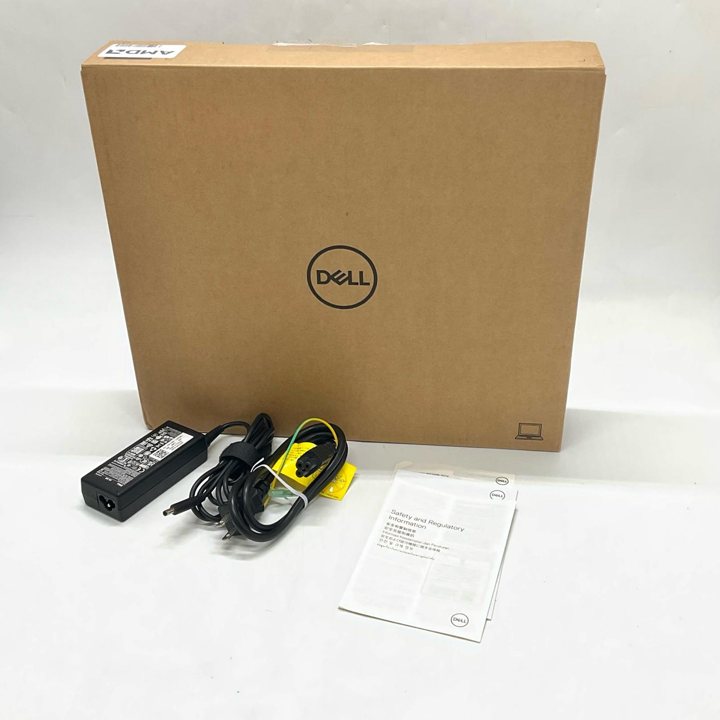 【全額返金保証】【最速発送】DELL Inspiron 14 P143G AMD Ryzen 7 5700U 8GB M.2 SSD 512GB 92% 動作確認済
