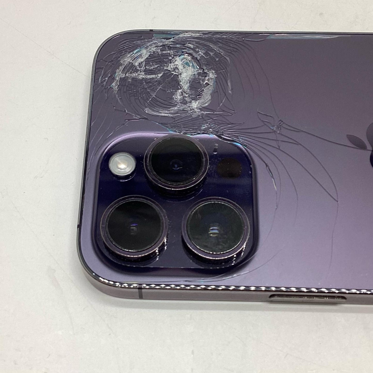 【最速発送】Apple iPhone iPhone 14 Pro Max 256GB ディープパープル SIMフリー 白ロム【難有】 81%