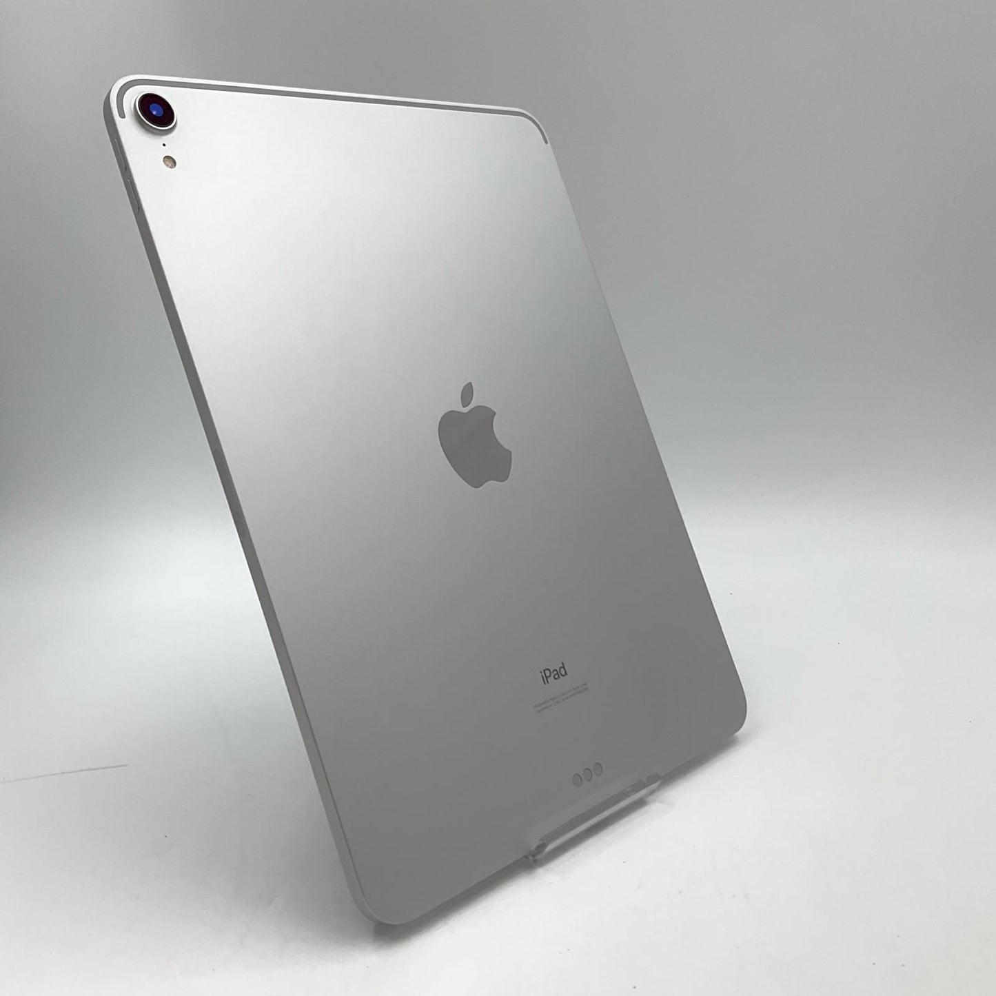 【最速発送】Apple iPad Pro 11インチ 256GB シルバー Wi-Fi【難有】