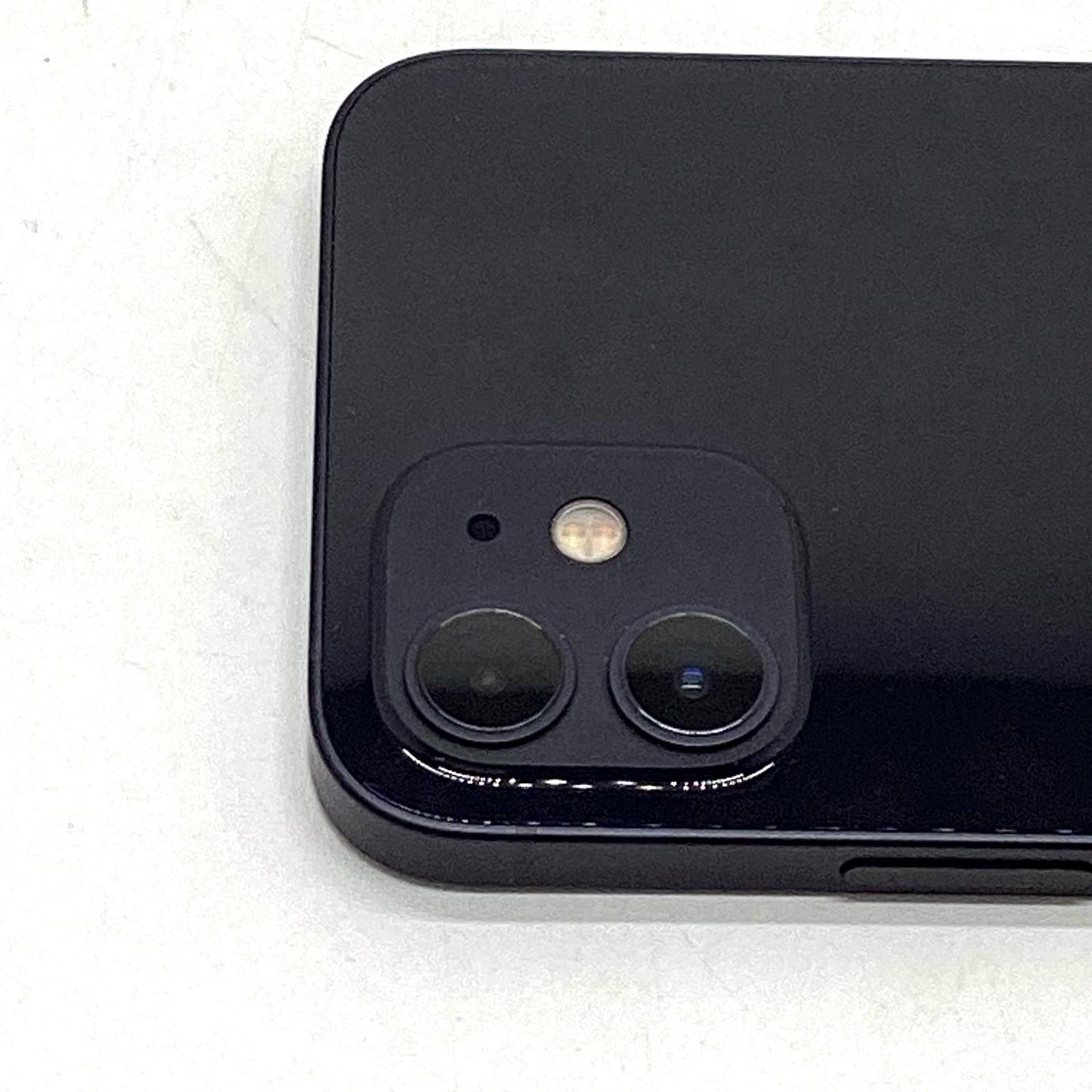 【全額返金保証】【最速発送】Apple iPhone iPhone 12 128GB ブラック au 白ロム 美品 動作確認済 85%