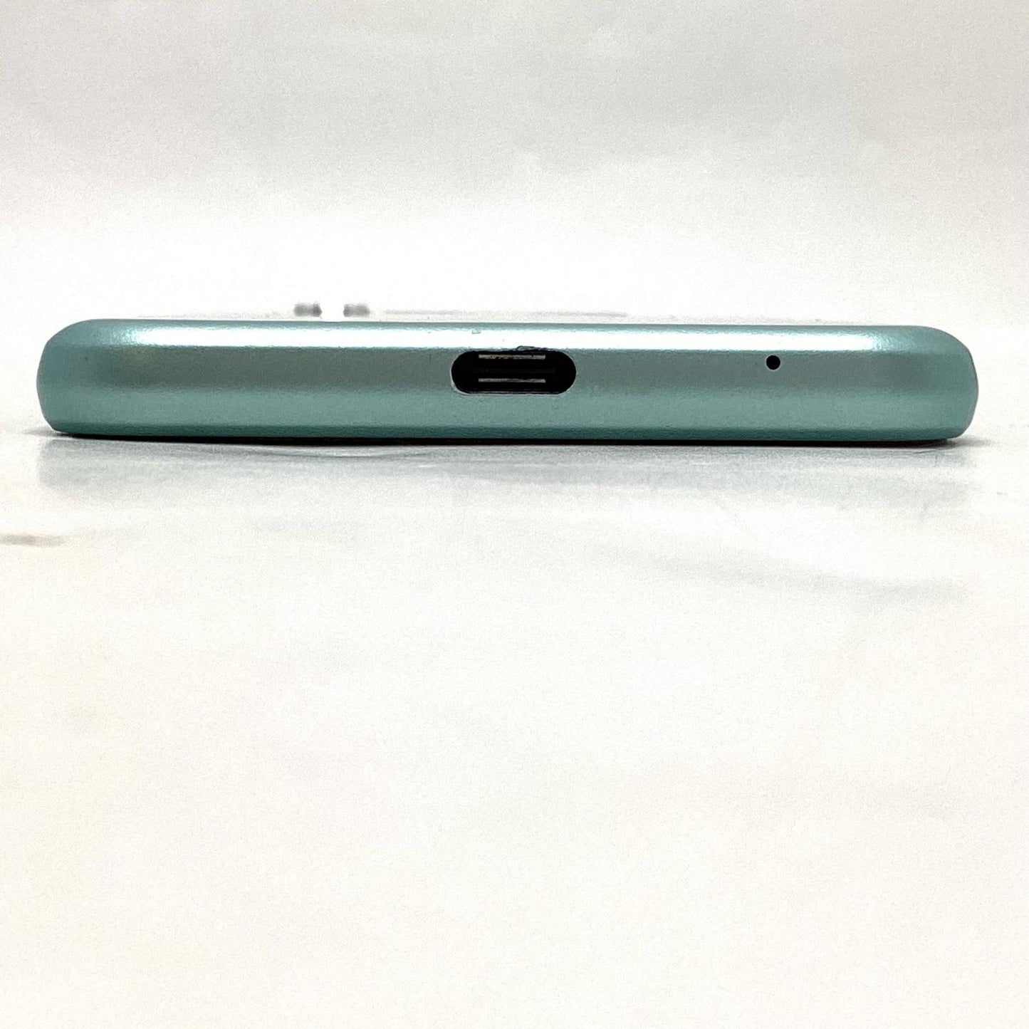 【全額返金保証】【最速発送】SHARP AQUOS sense2 32GB アイスグリーン au SHV43 白ロム 動作確認済