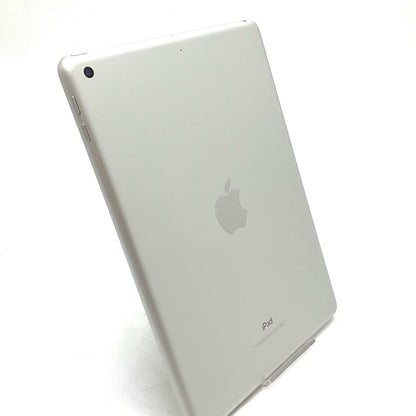 【全額返金保証】【最速発送】Apple iPad iPad 9.7インチ 第6世代 32GB シルバー Wi-Fi 美品 動作確認済