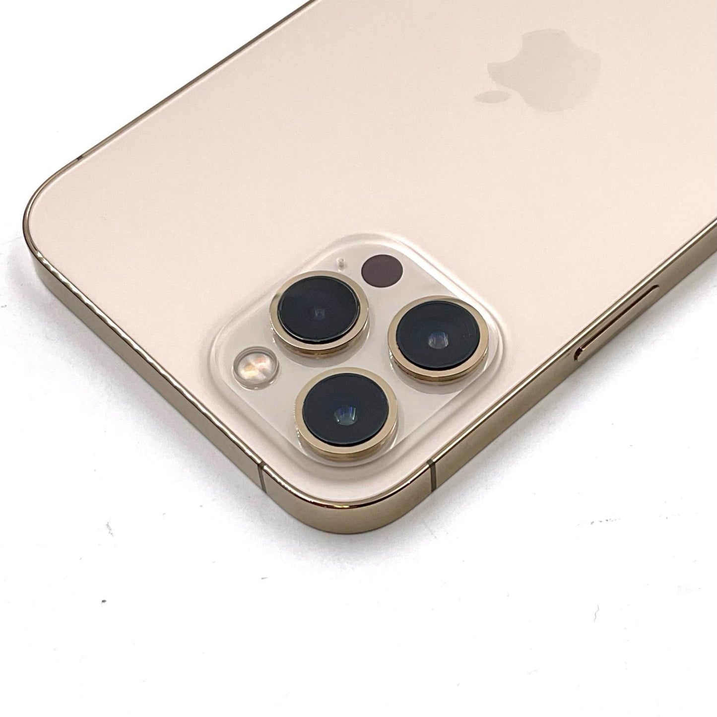 【全額返金保証】【最速発送】Apple iPhone iPhone 12 Pro Max 512GB ゴールド au 白ロム 動作確認済 74%